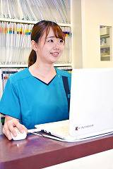 繁在家あかね